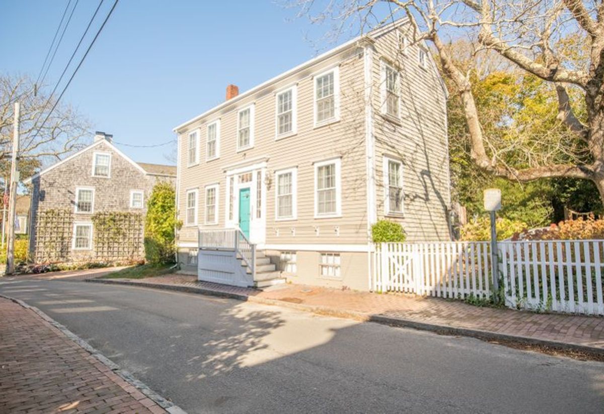 23 Hussey St Picture # 1