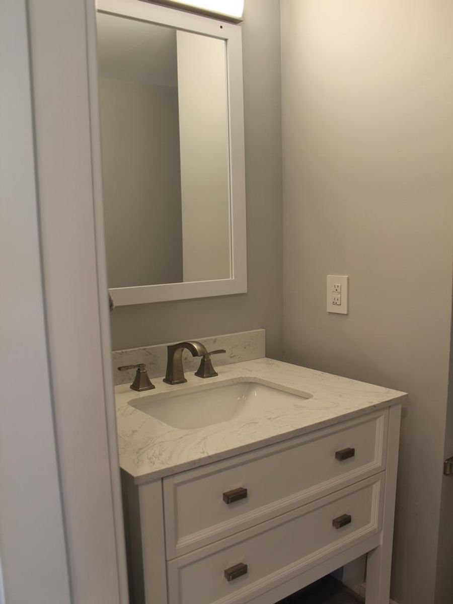 20B Miacomet Ave Picture # 1