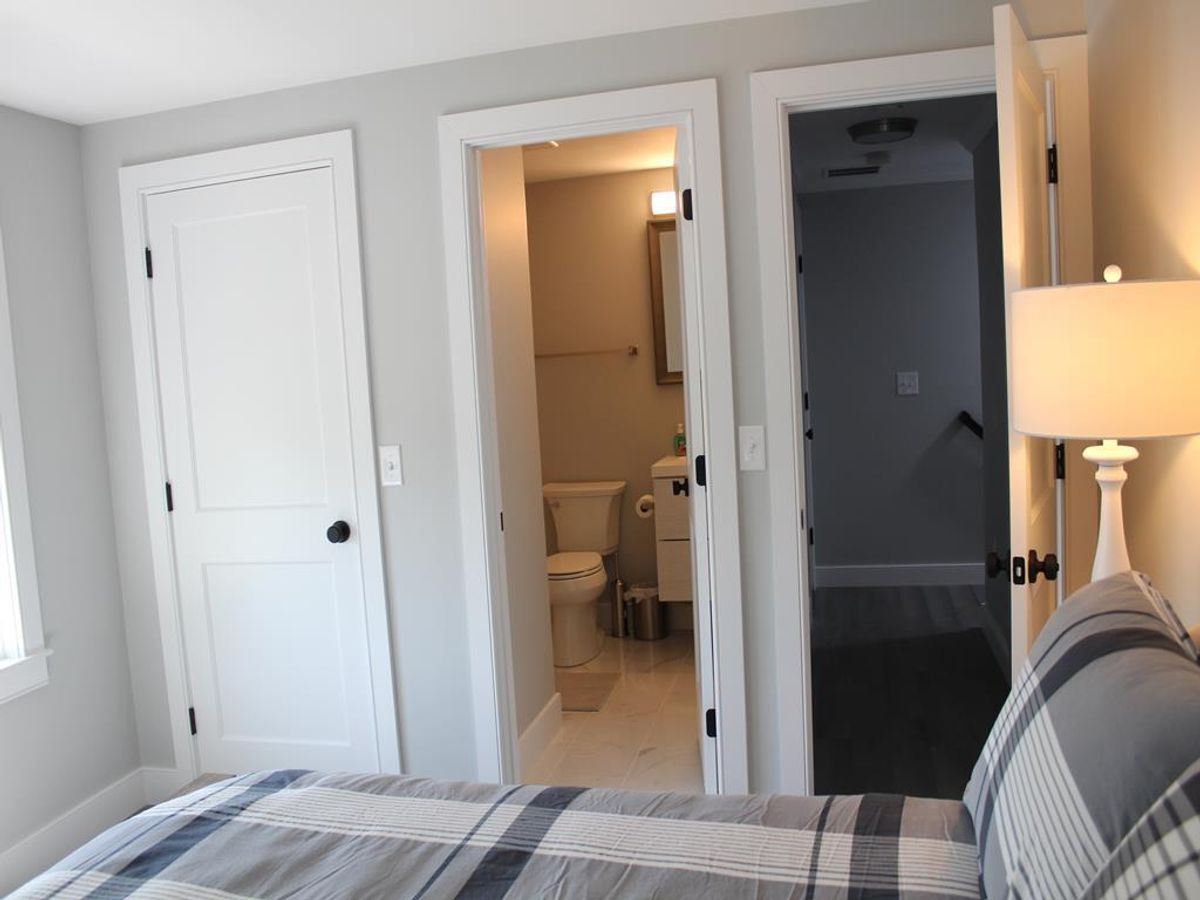 20B Miacomet Ave Picture # 1