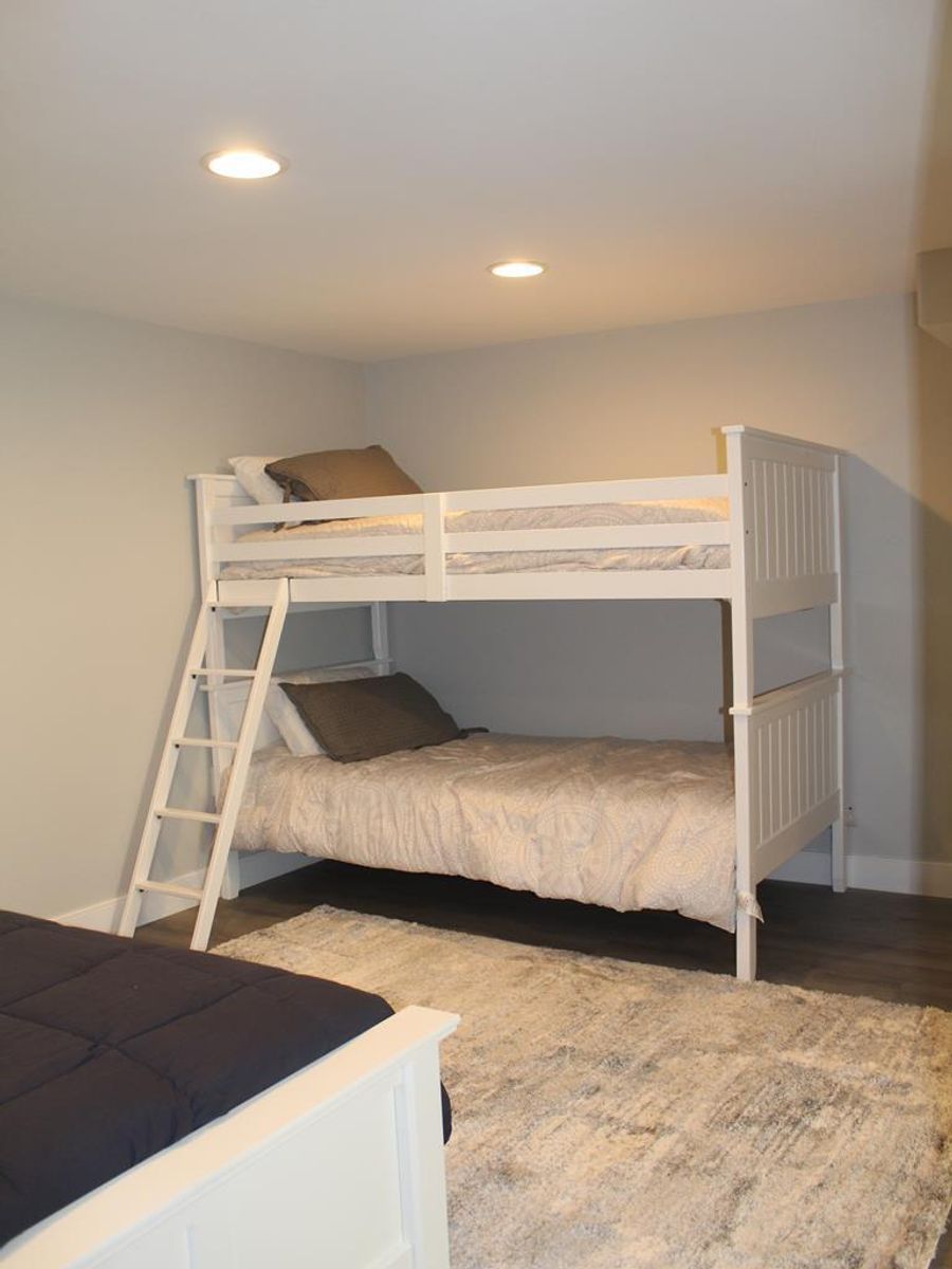 20B Miacomet Ave Picture # 1