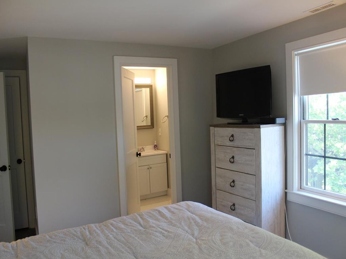 20B Miacomet Ave Picture # 1