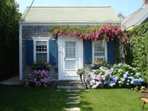 13 East Lincoln Ave, Brant Point