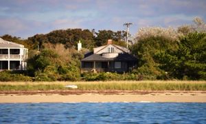 114 Wauwinet Rd, Wauwinet
