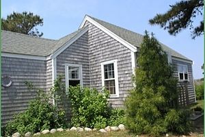 39 A Boulevarde, Surfside