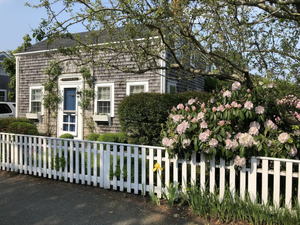 39 North Liberty St, Town