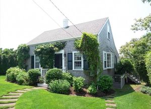 21 Sherburne Turnpike, Cliff