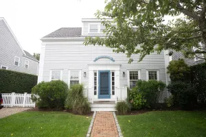 20 Killdeer Lane, Naushop