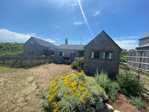 21 Crows Nest Way, Wauwinet