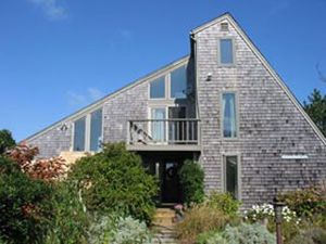11 Starbuck Road, Madaket
