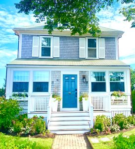 78 Easton St, Brant Point