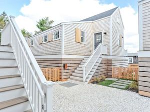 15 Meader Street Unit A, Town