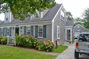 54 Cliff Road, Cliff
