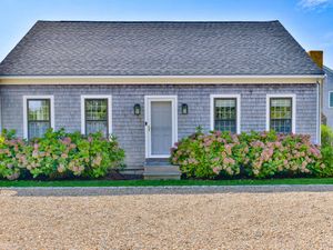 37 Cato Lane Cottage, Miacomet