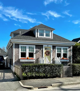 22 Atlantic Ave, Town