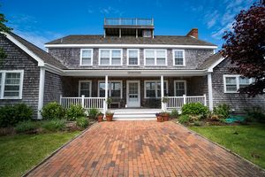 14 Brant Point Rd, Brant Point