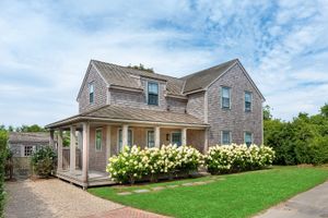 33 Vestal, Town