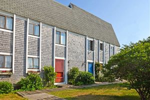 44 Arkansas Ave, Madaket