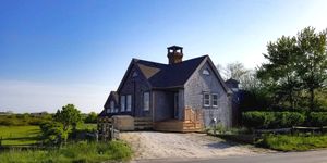 31 Madaket Rd, West Of Town