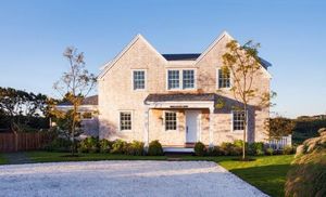 10 Wright's Landing, Tom Nevers
