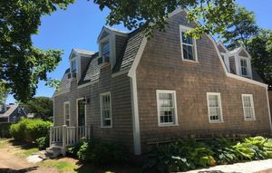 5 Green Lane, Town