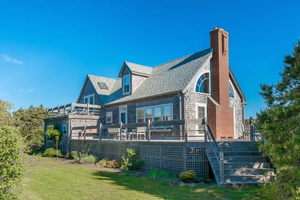 12 Irving St, Surfside