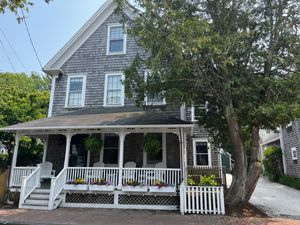 20 Liberty St, Town