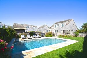 45a Vestal St, Town