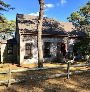 14 The Grove, Madaket