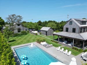 74 Milk St, Hummock Pond