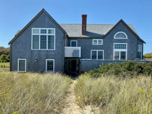 17 Crow’s Nest Way, Wauwinet