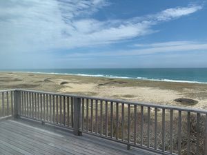 61 Wanoma Way, Tom Nevers