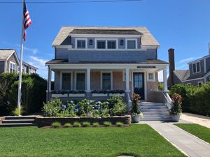 12 East Lincoln Ave, Brant Point