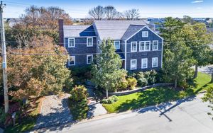 13 Walsh St, Brant Point