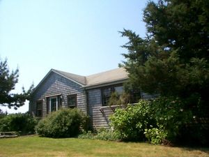 8 M Street, Madaket