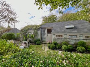 3 Cottage Ave, Sconset