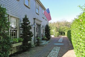 14 South Mill St, Town
