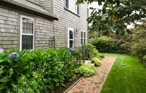 3 Nichols Rd, Tom Nevers