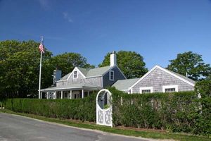 15 McKinley, Sconset