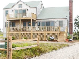 22 Sheep Pond Rd, Madaket