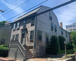 21 Union, Town